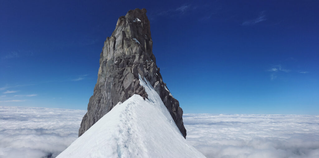 Panoramic photo of skinny Illumination Rock